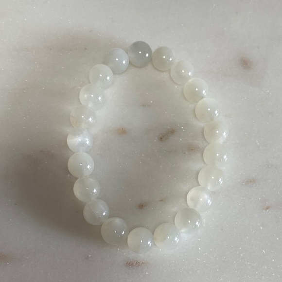 Moon stone - Picture 3 of 5